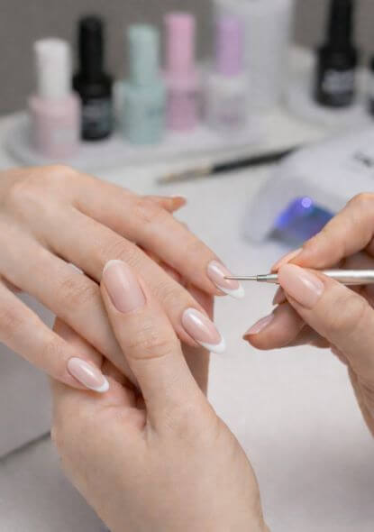 Foto de servicio de Manicure Gel realizadas por Nailu a domicilio en Ciudad de México